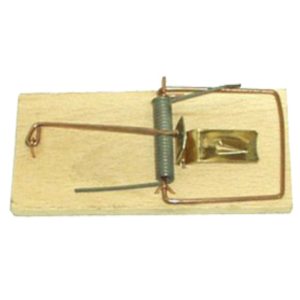RATONERA MADERA